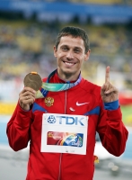 Yuriy Borzakovskiy. Bronze at World Championships (Daegu) 2011 at 800m