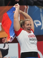 Анна Авдеева. Чемпионка Европы в помещении 2011 (Париж) в толкании ядра 
